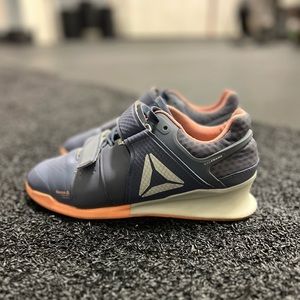 Women’s Reekbok Lifters